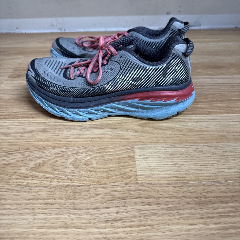 GREAT Hoka One One Bondi 5 gray+lt blue+pink cushioned running shoes - womens 8